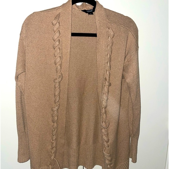 Simple Vera Wang tan cardigan - Picture 1 of 3